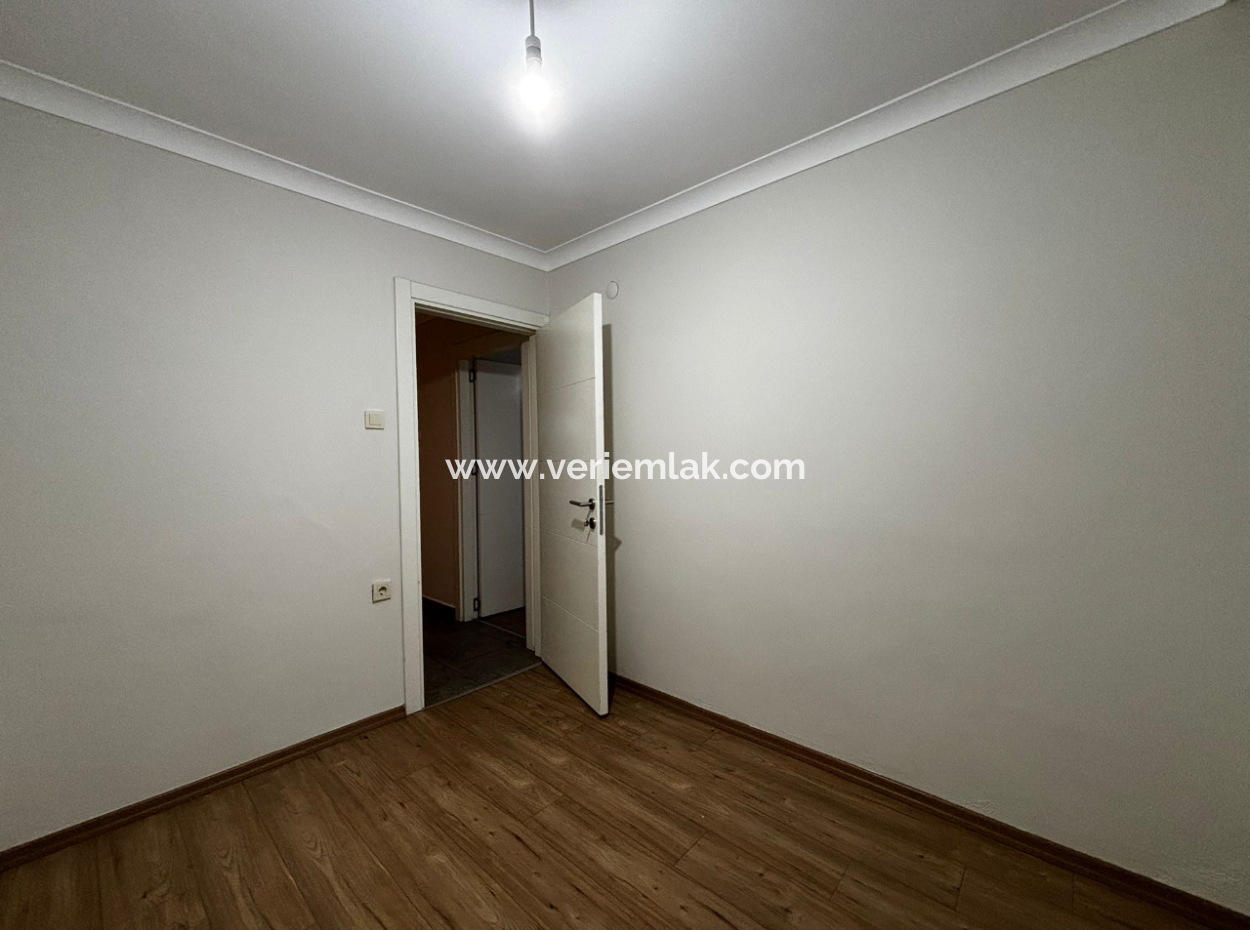 Alsancak Fuar Yakını 2+1 1.Kat Kombili Masrafsız Kiralık Daire!