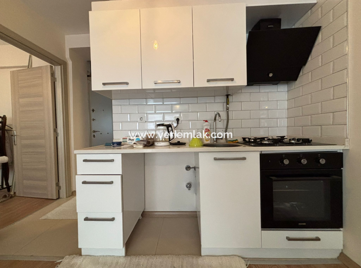 Alsancak Mimar Sinanda Yeni Binada 2+1 Kombili Kiralık Daire!