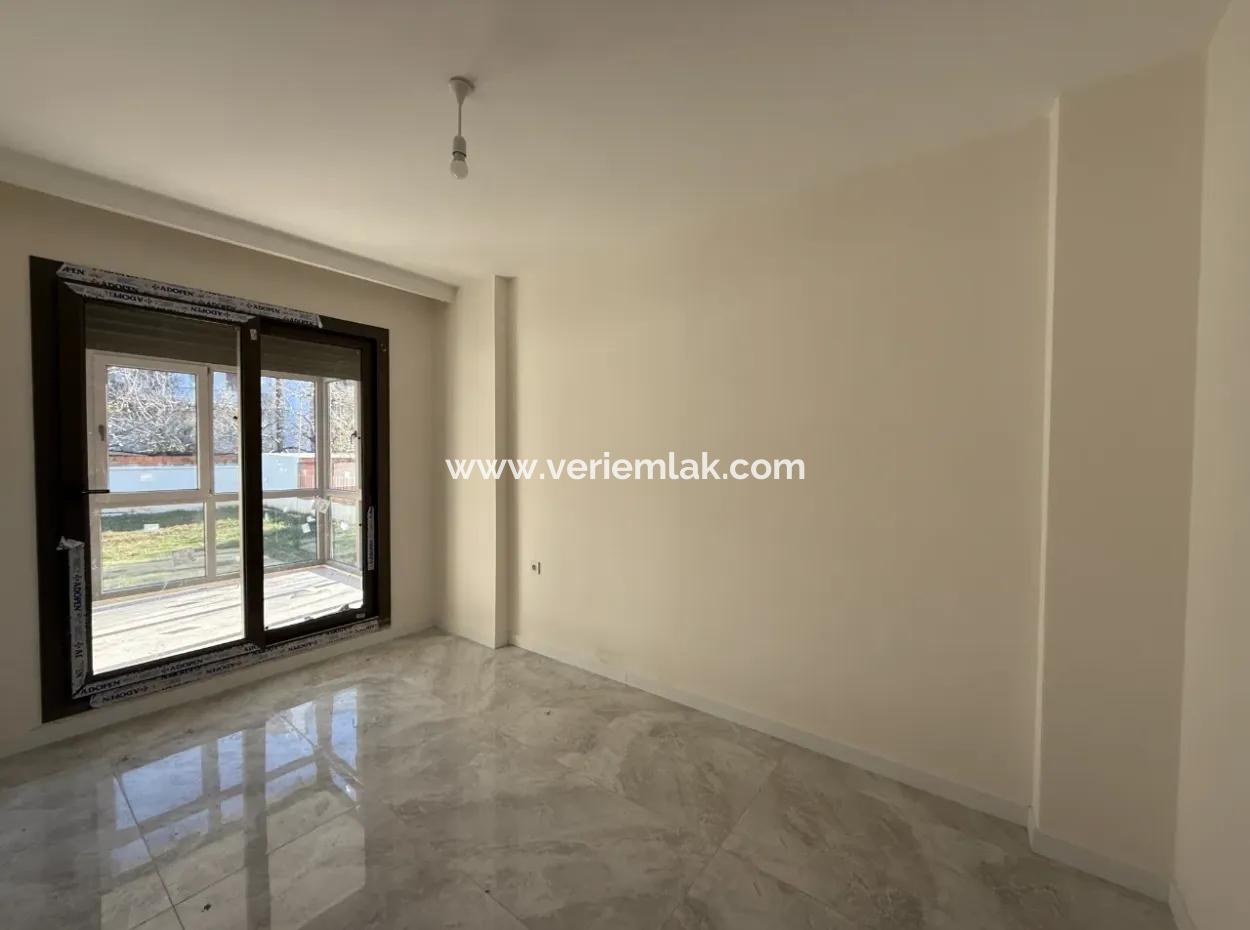 Camikebir’de Merkezde Kış Bahçeli 1+1