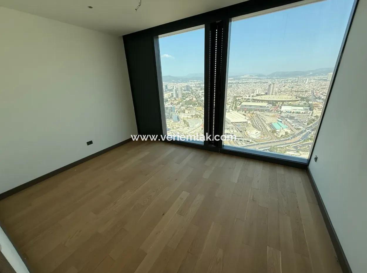 Mymahall Bomonti 38.Kat'da Panoramik Manzaralı 3+1 Kiralık Daire