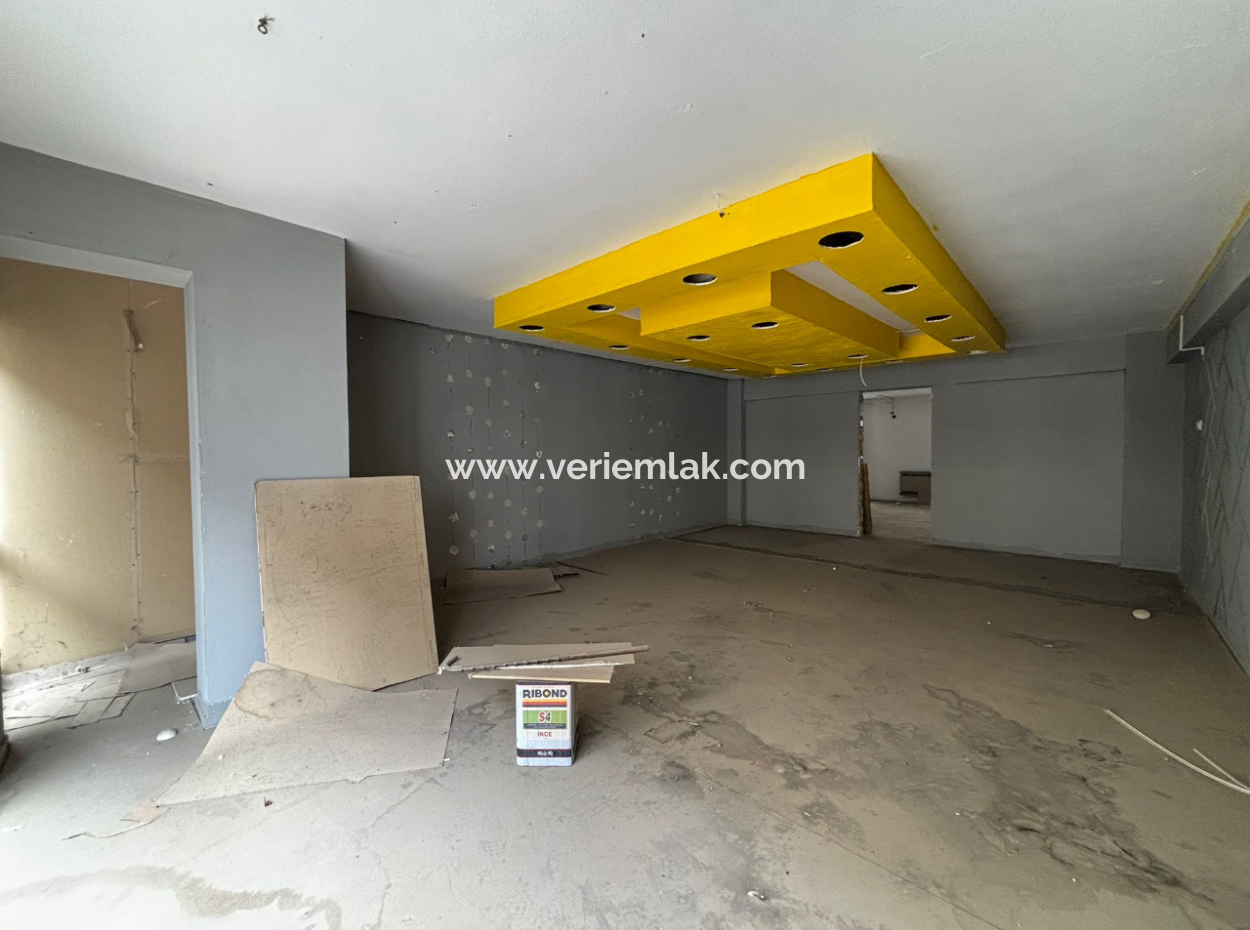 Konak Basmanede 3. Kat Boş 140M2 Asansörlü Satılık İş Yeri / Ofis !