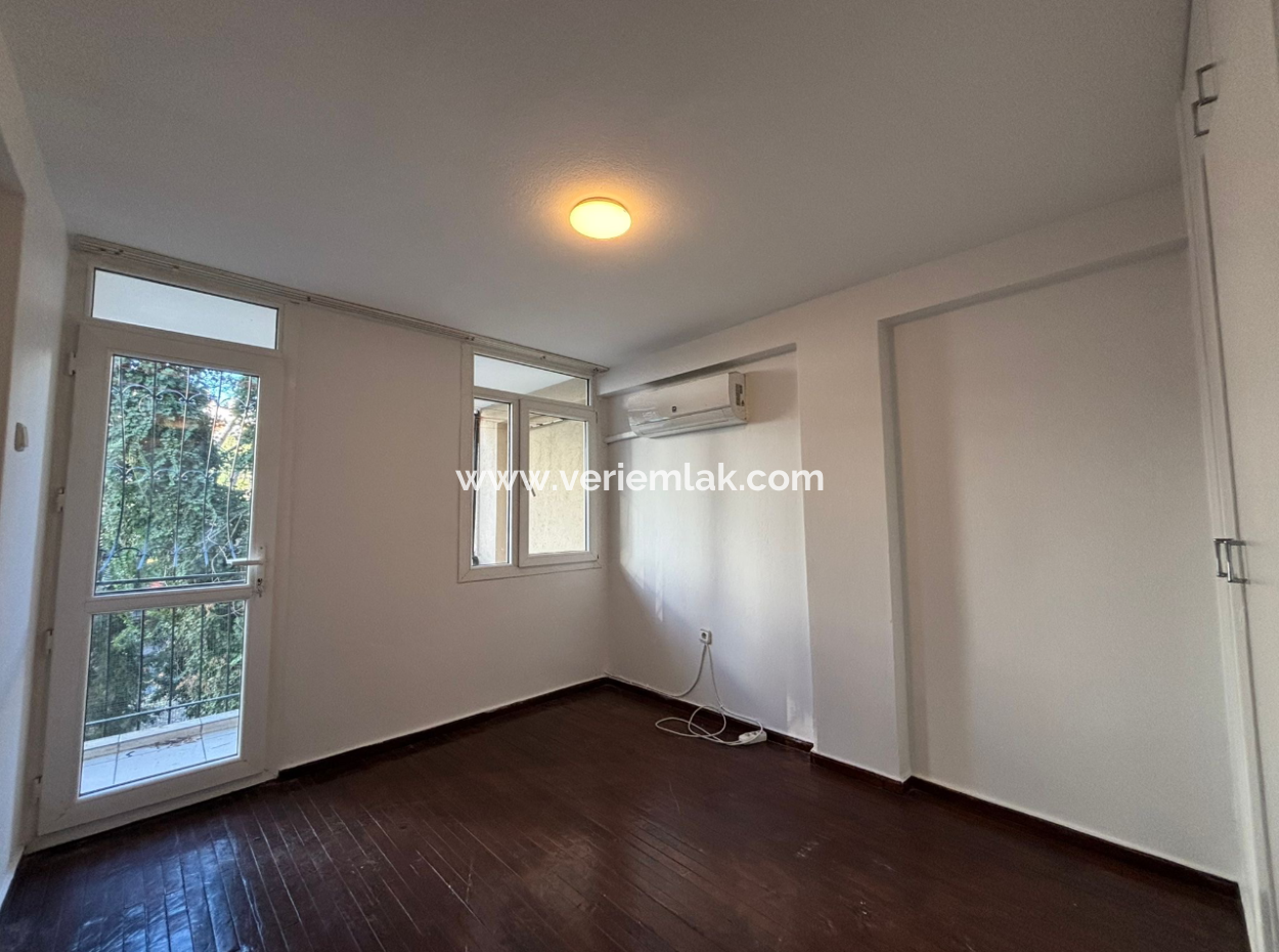 Alsancak Özel Sağlık Yakını 3+1 Kombili Kiralık Daire!