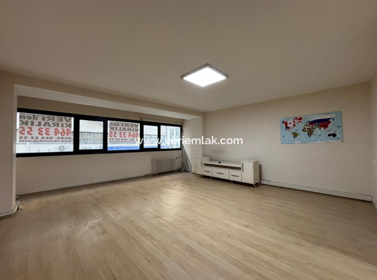 Alsancak Kıbrıs Şehitleri Yakını 1+1 Kiralık Ofis / İş Yeri!