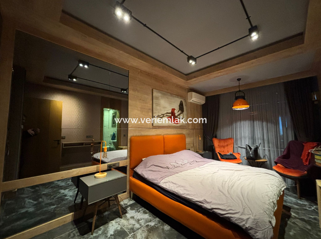 Alsancak Talatpaşa Bulvarı Yakını Lüx 2+1 Eşyalı Satılık Daire!