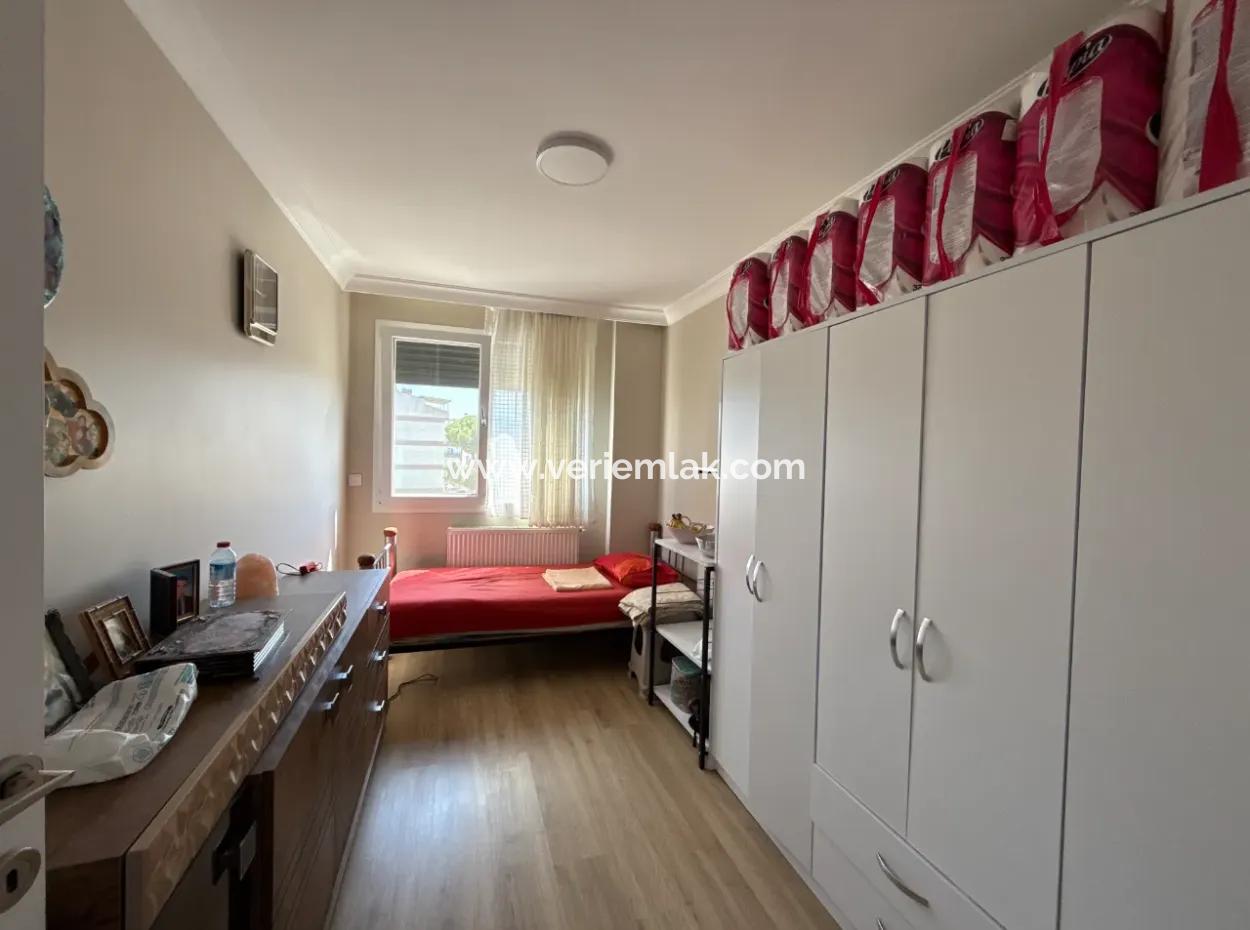 Seferihisar Çolakibrahimbey’de Köşe Konumlu, Ferah 3+1 Daire