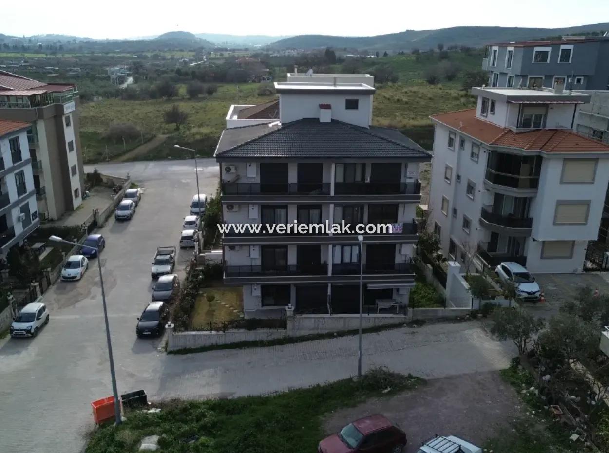 Seferihisar Camikebir’de Önü Açık, Geniş Balkonlu, Vestiyerli Sıfır 1+1 Satılık Daire