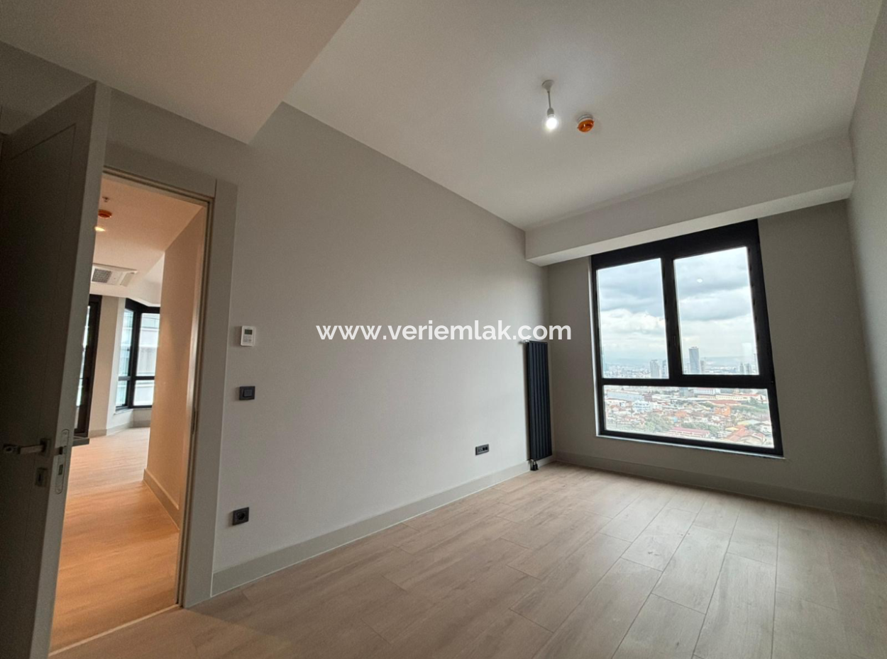 Alsancak Evora Projesi 2+1 15.Kat Deniz Manzaralı Kiralık Daire!