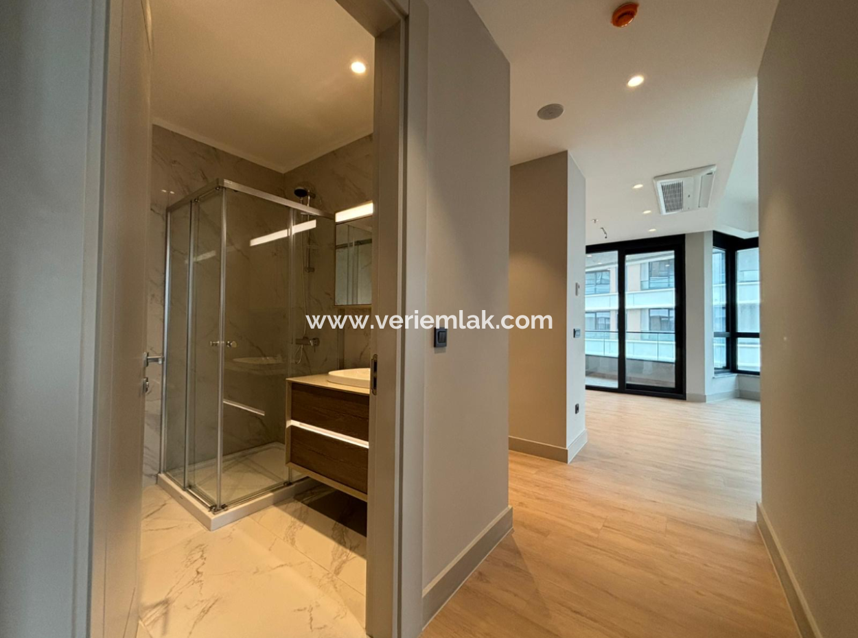 Alsancak Evora Projesi 2+1 15.Kat Deniz Manzaralı Kiralık Daire!