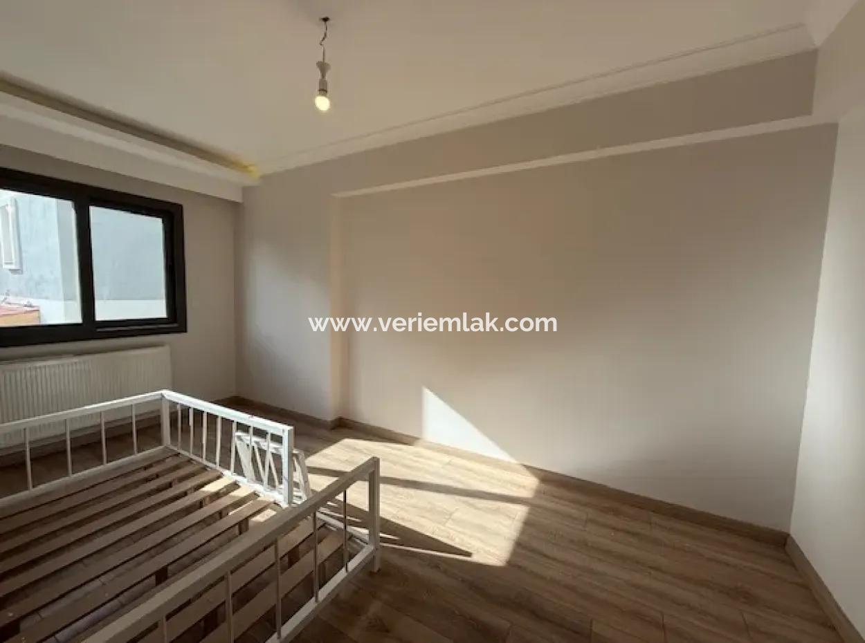 Seferihisar Camikebir'de Kiralık 3+1 Özel Ve Lüks Daire