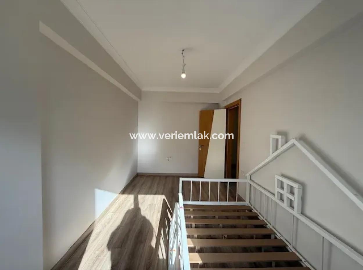 Seferihisar Camikebir'de Kiralık 3+1 Özel Ve Lüks Daire
