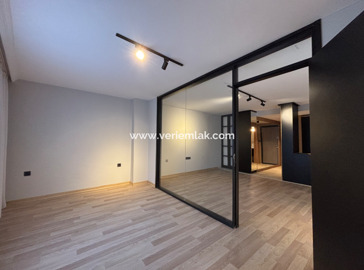 Alsancak Kültür Park Mahallesi Otoparklı 1+1 Masrafsız Satılık Daire!