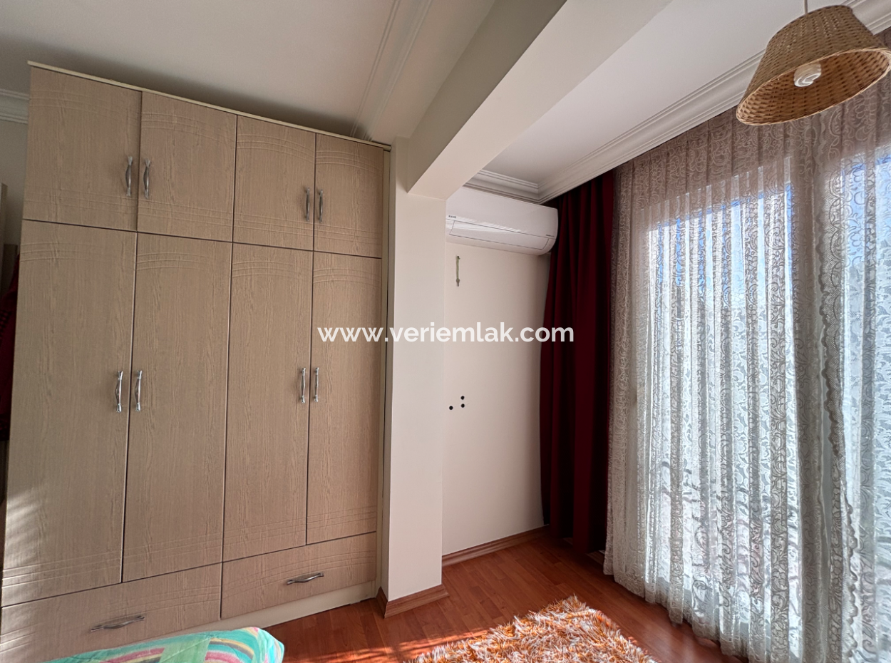 Seferihisar Akarca’da Site İçerisinde Satılık 3+1 Villa