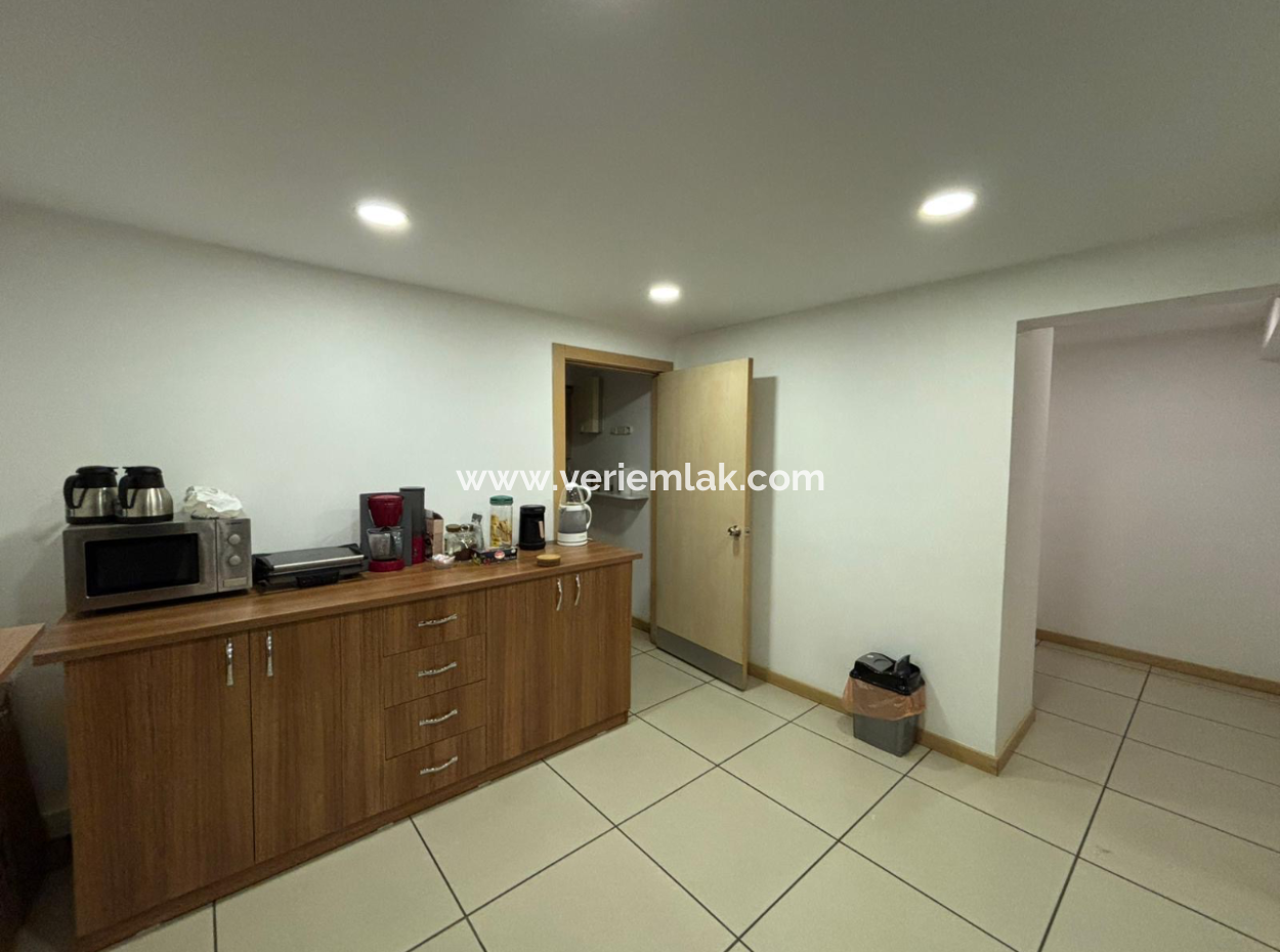 Alsancak Kıbrıs Şehitleri Tam Kat 225M2 4.Kat Kiralık İş Yeri