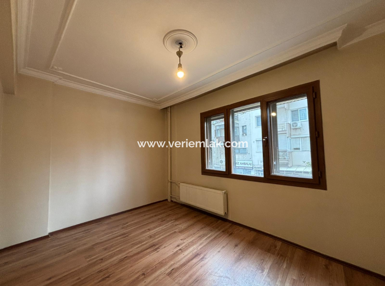 Alsancak Fuar Manzaralı Köşe 3+1 1. Kat Bakımlı Kiralık Daire!