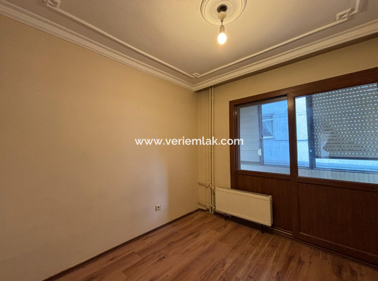 Alsancak Fuar Manzaralı Köşe 3+1 1. Kat Bakımlı Kiralık Daire!