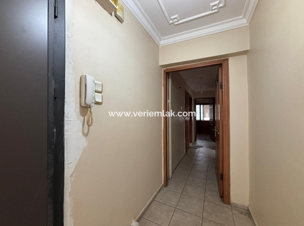 Alsancak Fuar Manzaralı Köşe 3+1 1. Kat Bakımlı Kiralık Daire!