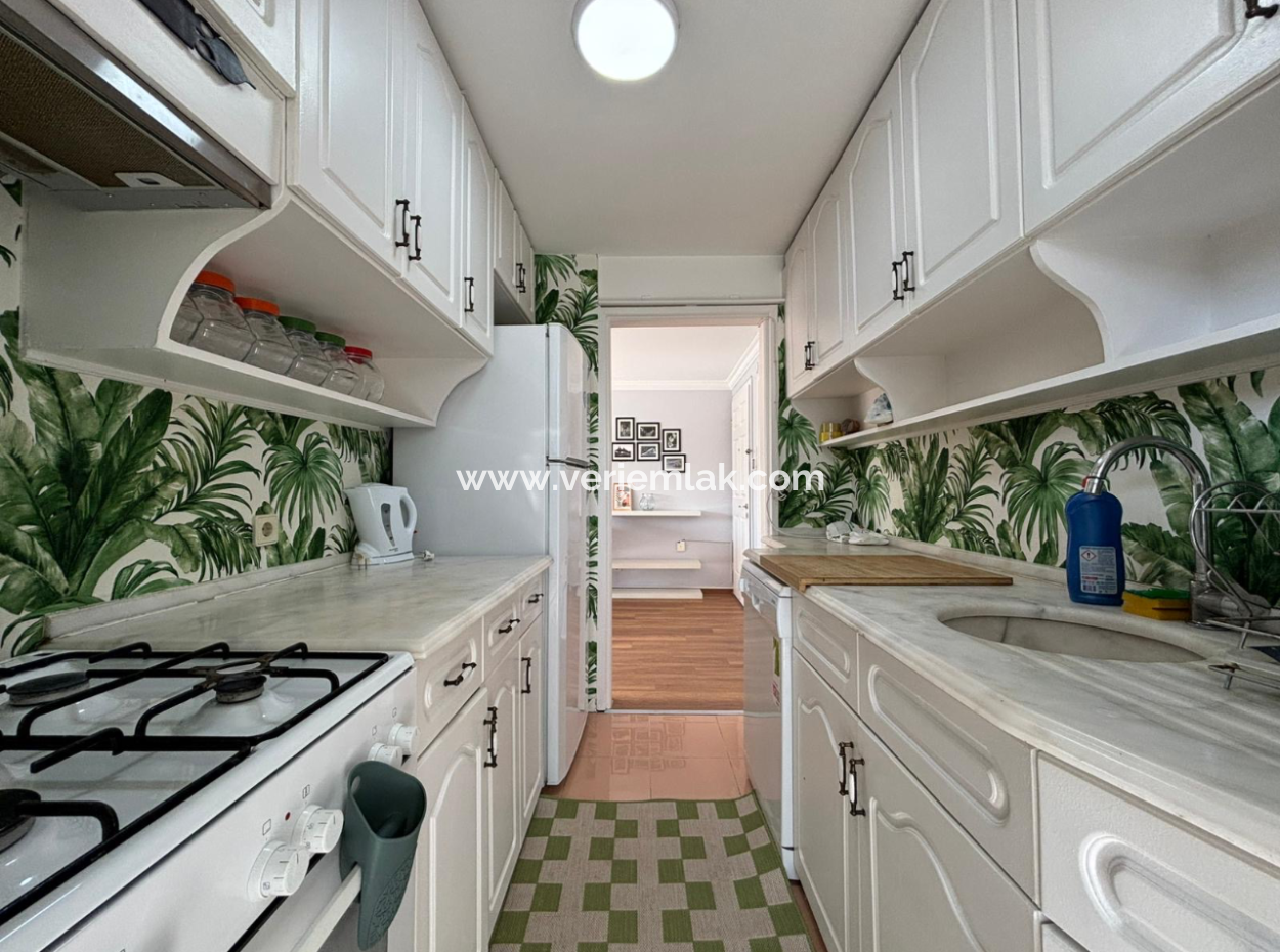 Alsancak Fuar Manzaralı Kilerli 3+1 Eşyalı 5.Kat Ferah Kiralık Daire!