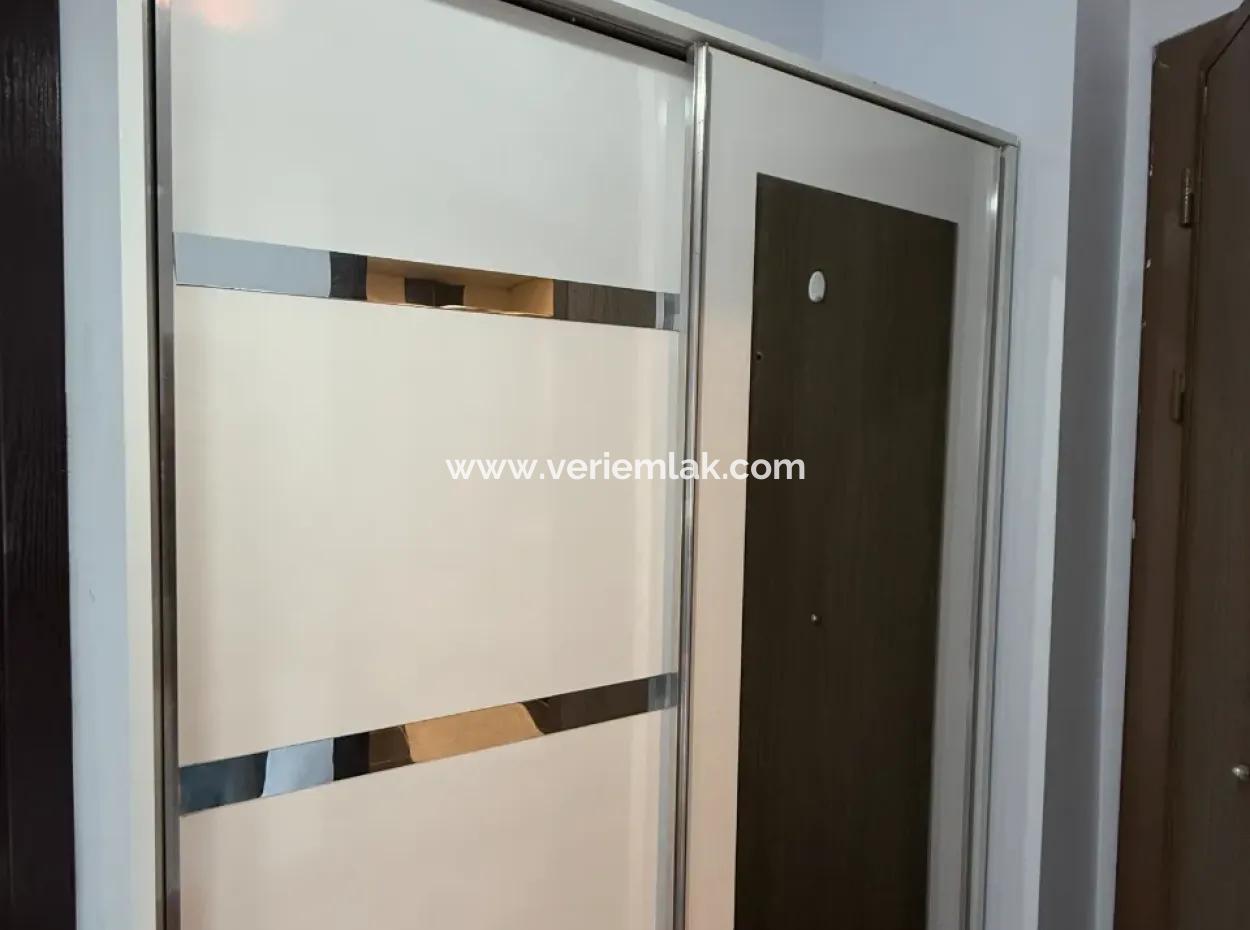 Seferihisar Sığacık’ta Marinaya Ve Kaleiçi’ne Yakın Kiralık Eşyalı 2+1 Daire