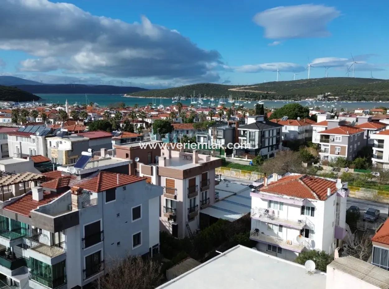 Seferihisar Sığacık’ta Marinaya Ve Kaleiçi’ne Yakın Kiralık Eşyalı 2+1 Daire