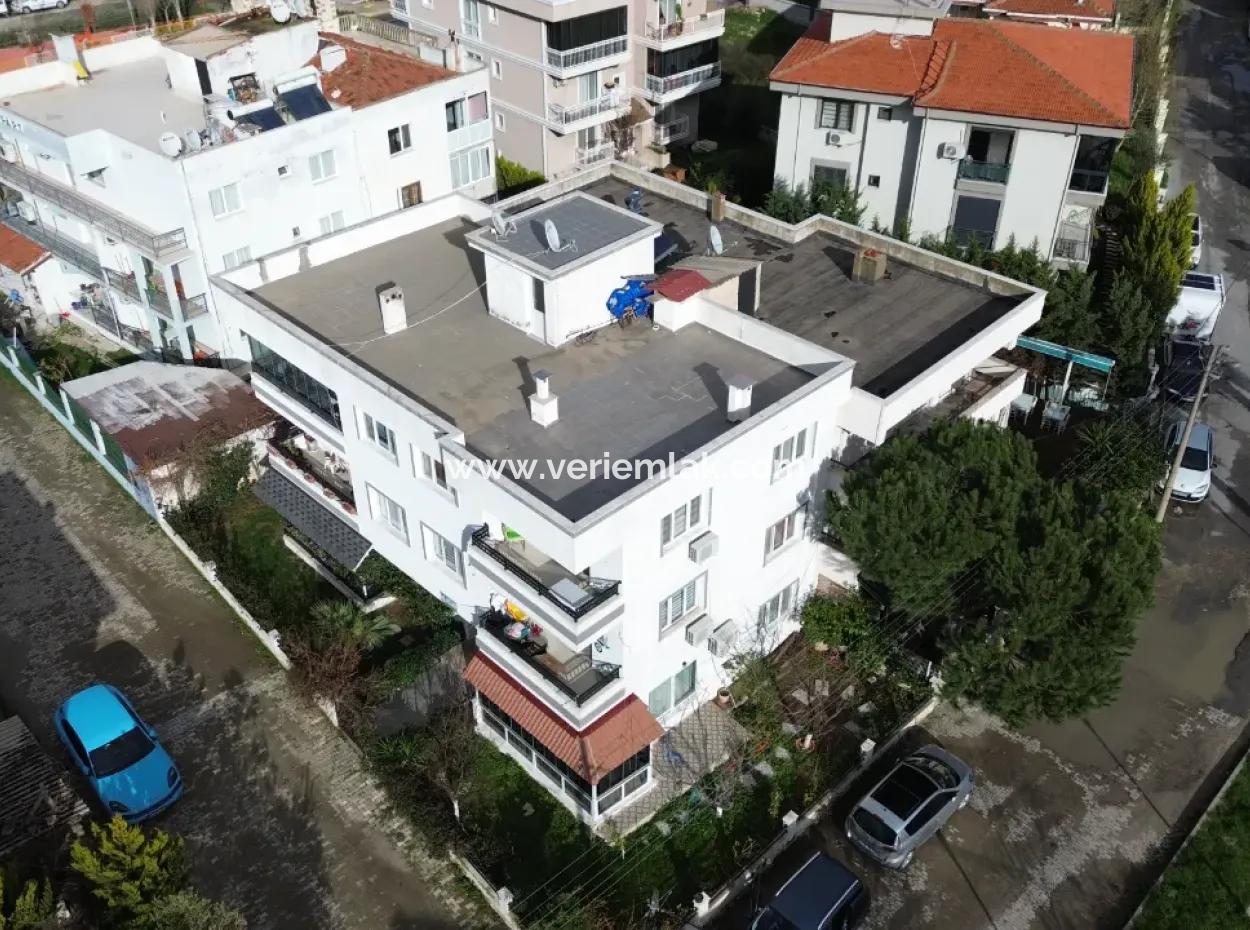 Seferihisar Sığacık’ta Marinaya Ve Kaleiçi’ne Yakın Kiralık Eşyalı 2+1 Daire