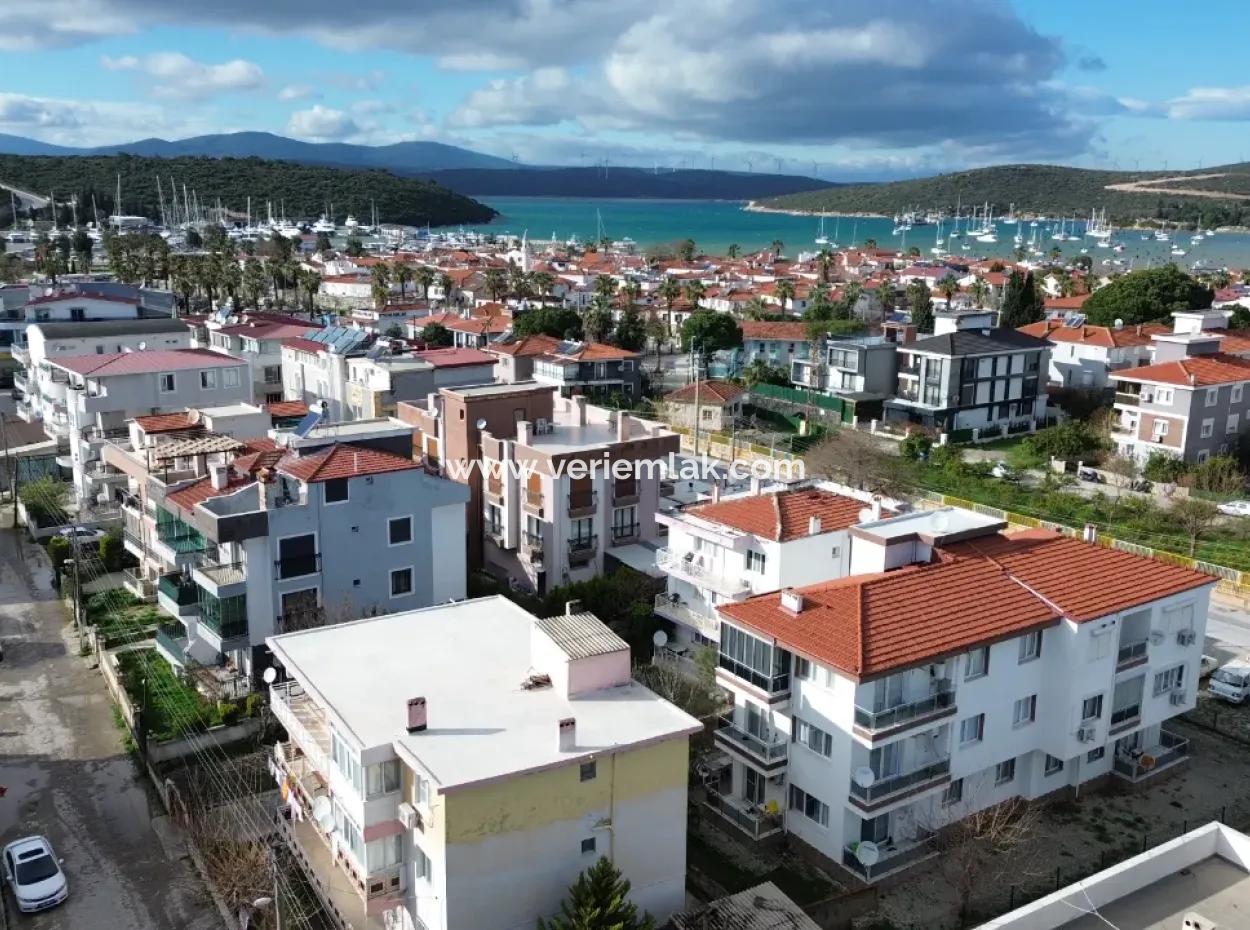 Seferihisar Sığacık’ta Marinaya Ve Kaleiçi’ne Yakın Kiralık Eşyalı 2+1 Daire