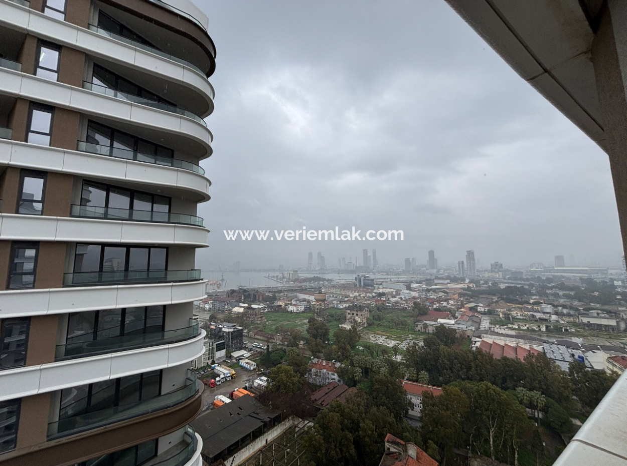 Alsancak  Evora Projesinde 19.Kat 3+1 120 M2 Deniz Manzaralı Kiralık Daire