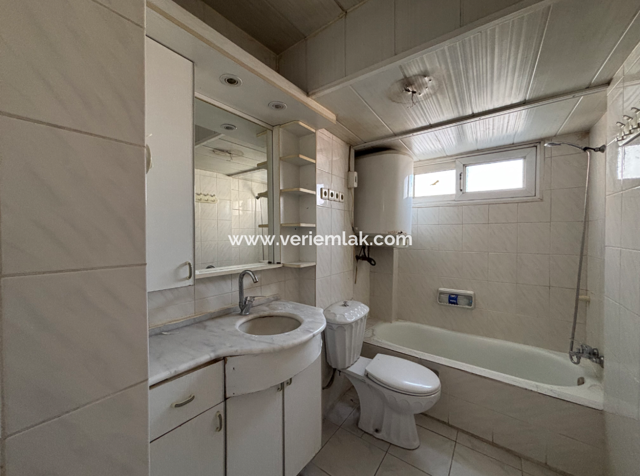 Alsancak Devlet Hastanesi Karşısı Köşe 2+1 Kiralık İş Yeri /Büro