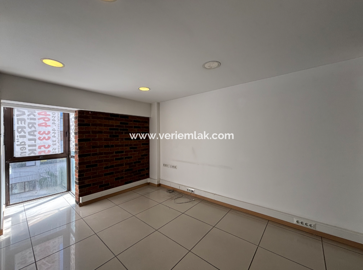 Alsancak Kıbrıs Şehitleri Tam Kat 225M2 4.Kat Kiralık İş Yeri
