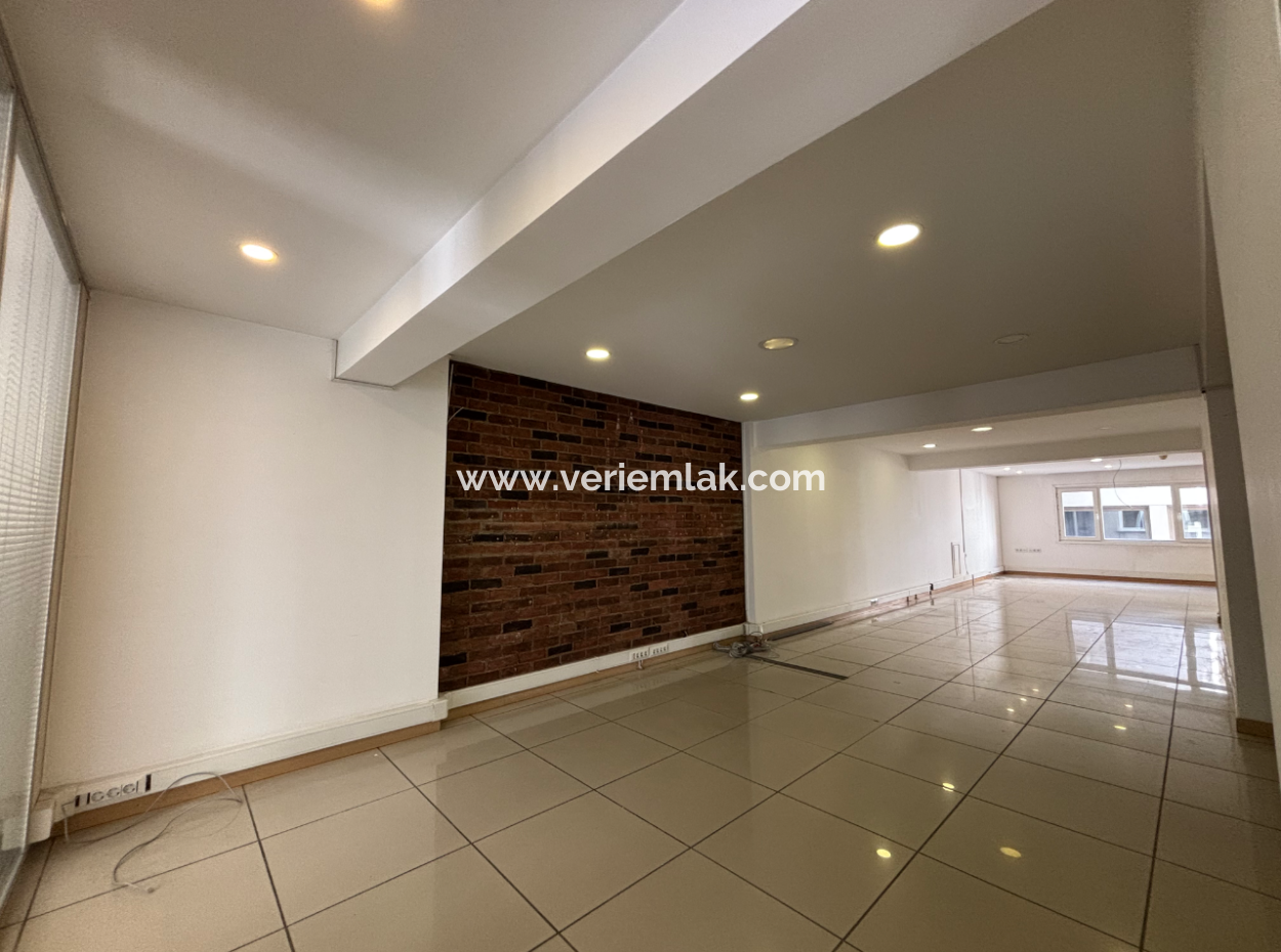Alsancak Kıbrıs Şehitleri Tam Kat 225M2 4.Kat Kiralık İş Yeri