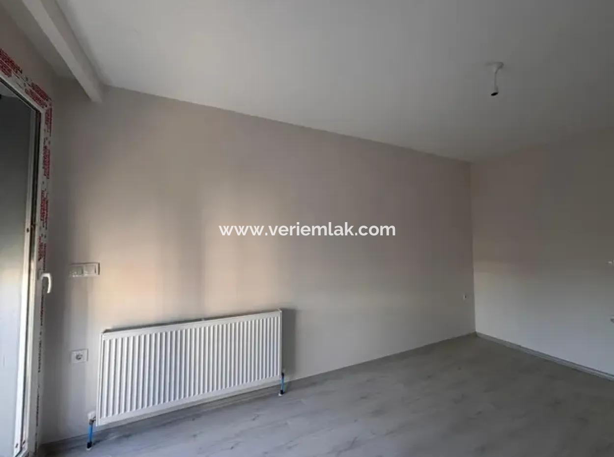 Satılık 1+1 Lüks Ve Bölgenin En Geniş Dairesi