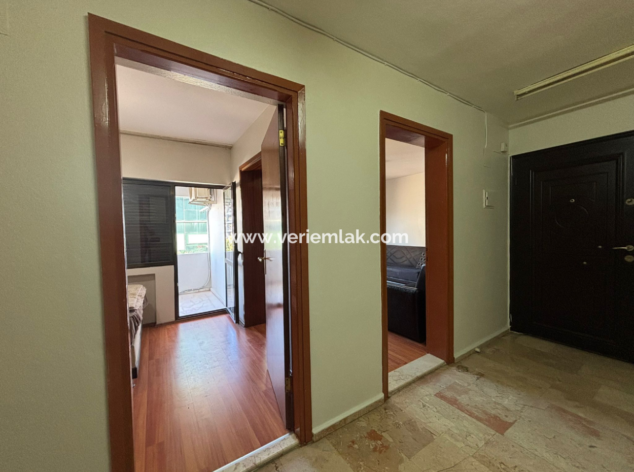 Alsancak Özel Sağlık Hastanesi Karşısı 1+1 Balkonlu 5.Kat Kiralık Daire