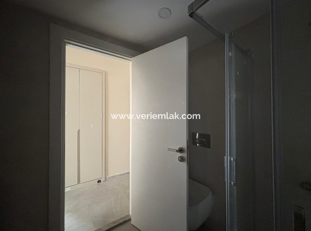 Alssancak Dünya Göz Yakını 3+1 Otoparklı Yeni Binada Kiralık Daire