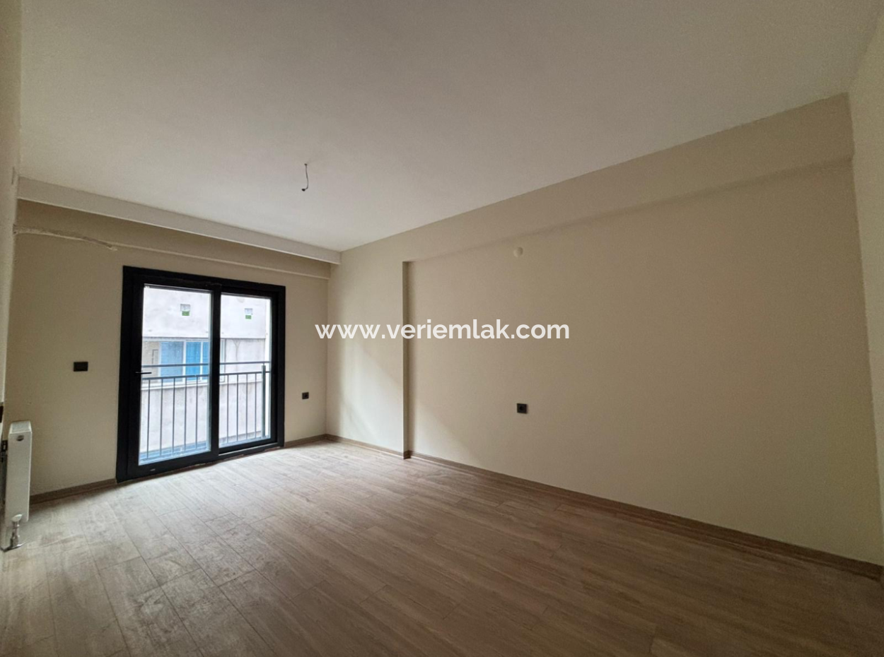 Alssancak Dünya Göz Yakını 3+1 Otoparklı Yeni Binada Kiralık Daire