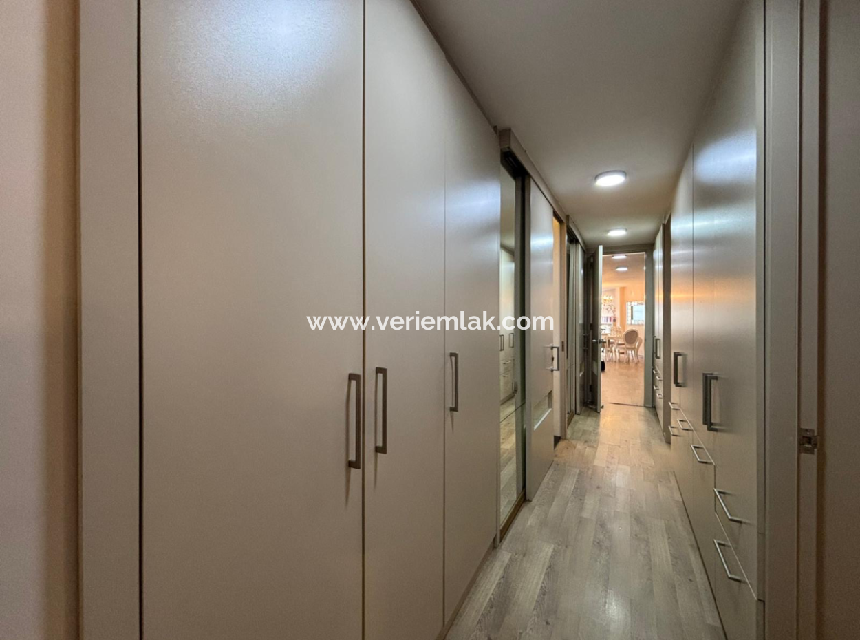 Alsancak Gündoğdu Meydanı Yakını Lüks Eşyalı 3+1 Kiralık Daire