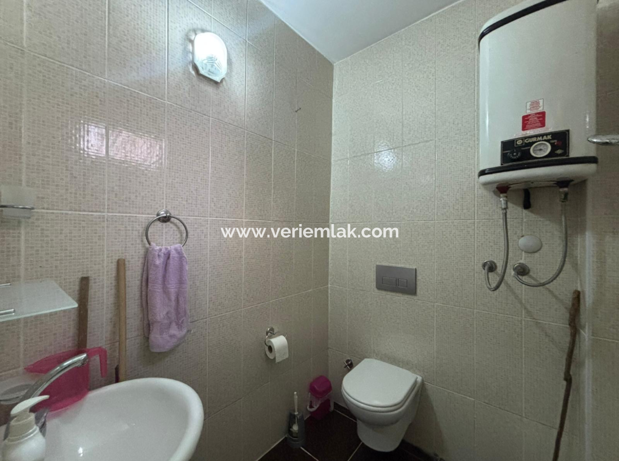 Alsancak Kahramanlarda Bacalı Wc ‘Li 47M2 Kiralık Dükkan