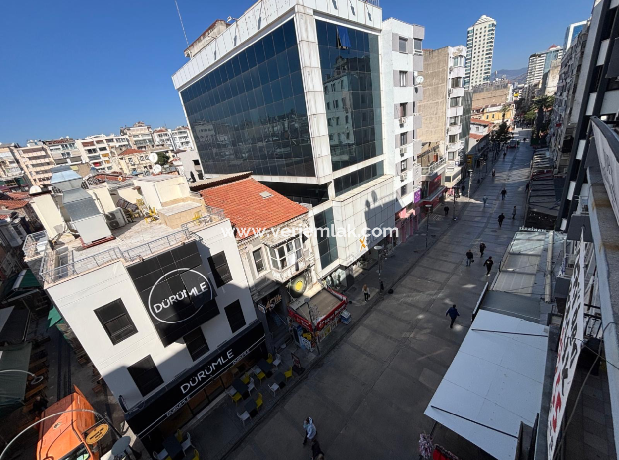 Alsancak Kıbrıs Şehitleri Caddesi Üzerinde 2+1 Büro/Ofis