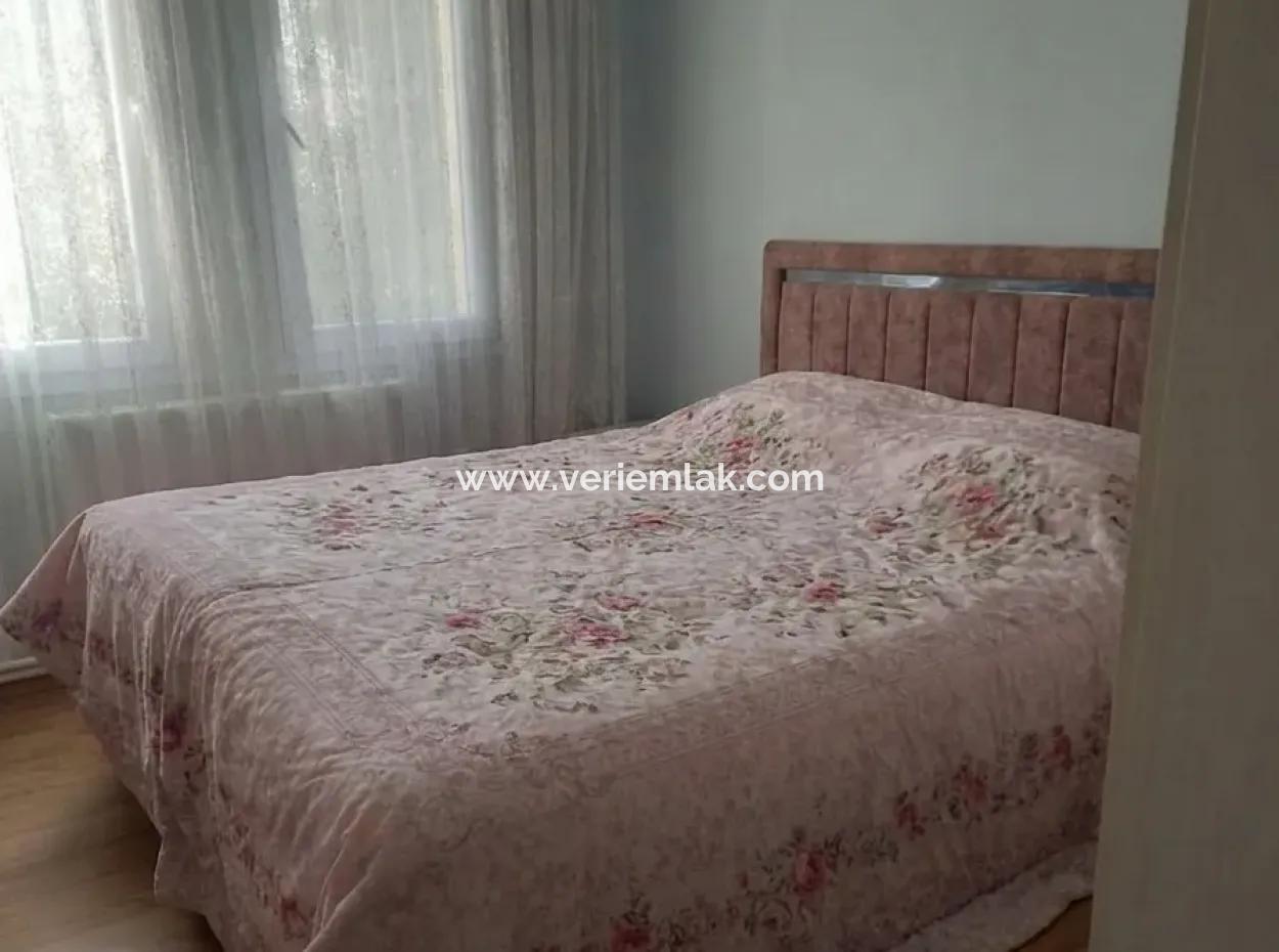 Kuşadası Zeytin Tepe Sitesi’nde Havuzlu, Eşyalı 2+1 Kiralık Daire