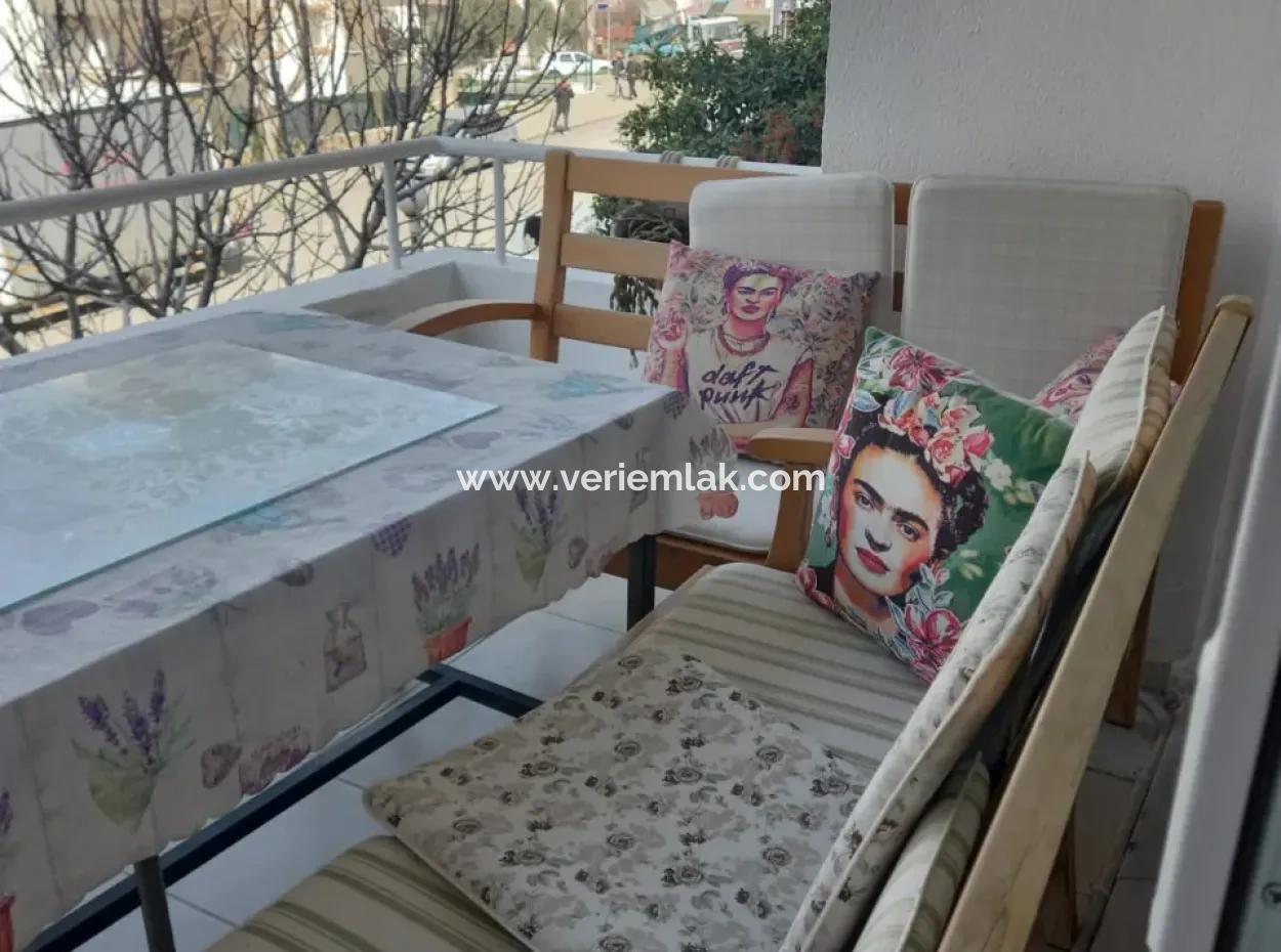 Kuşadası Zeytin Tepe Sitesi’nde Havuzlu, Eşyalı 2+1 Kiralık Daire