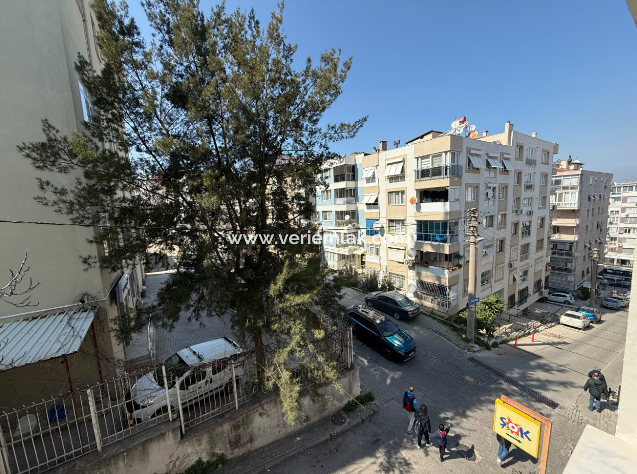 Basın Sitesinde Caddeye Yakın Köşe Ara Kat Full Tadilatlı Daire