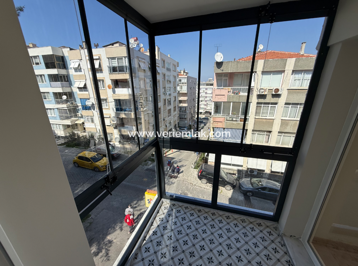 Basın Sitesinde Caddeye Yakın Köşe Ara Kat Full Tadilatlı Daire