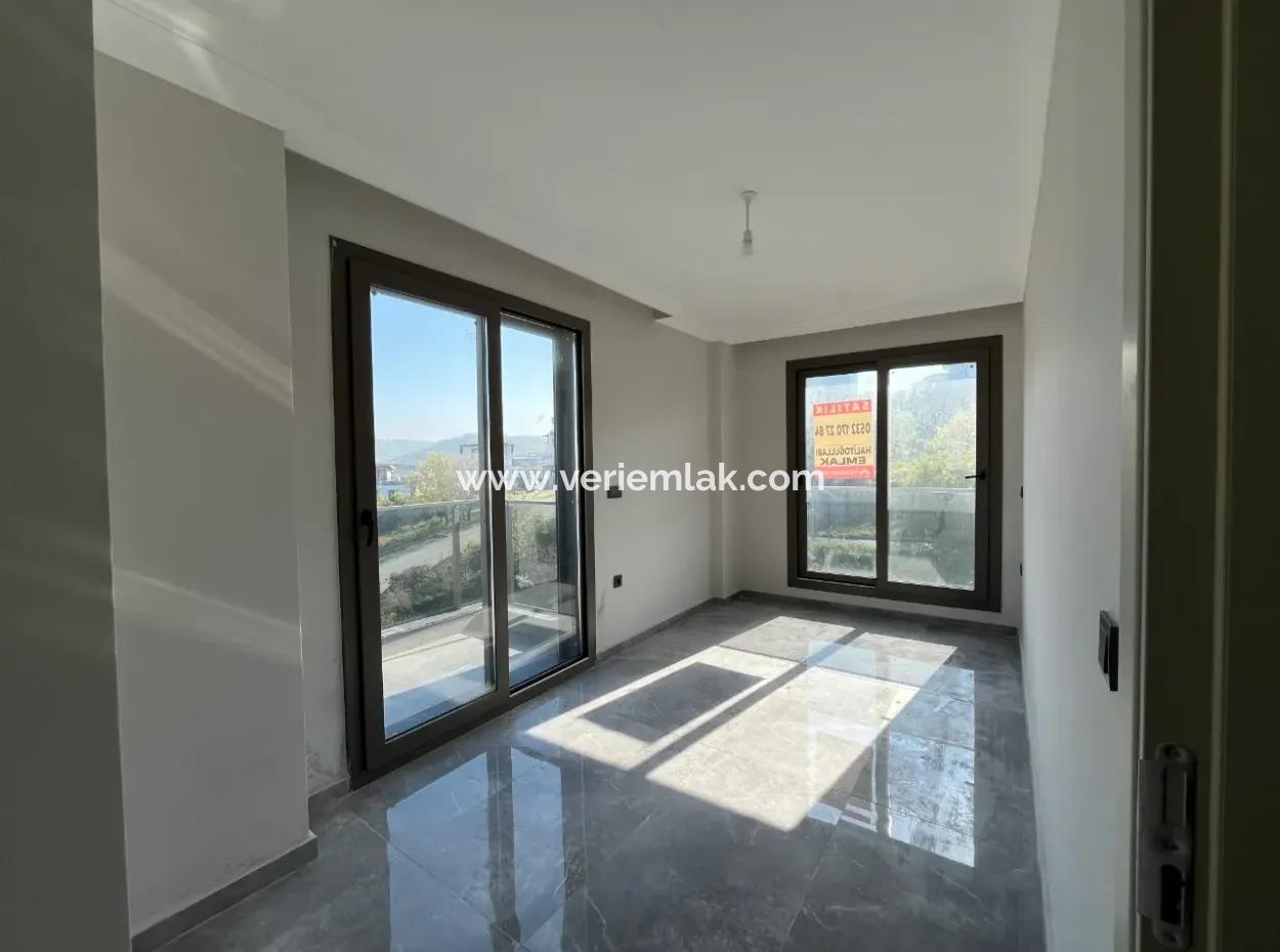 Akarca’da Plajlı Site İçerisinde Ultra Lüks Müstakil Villa