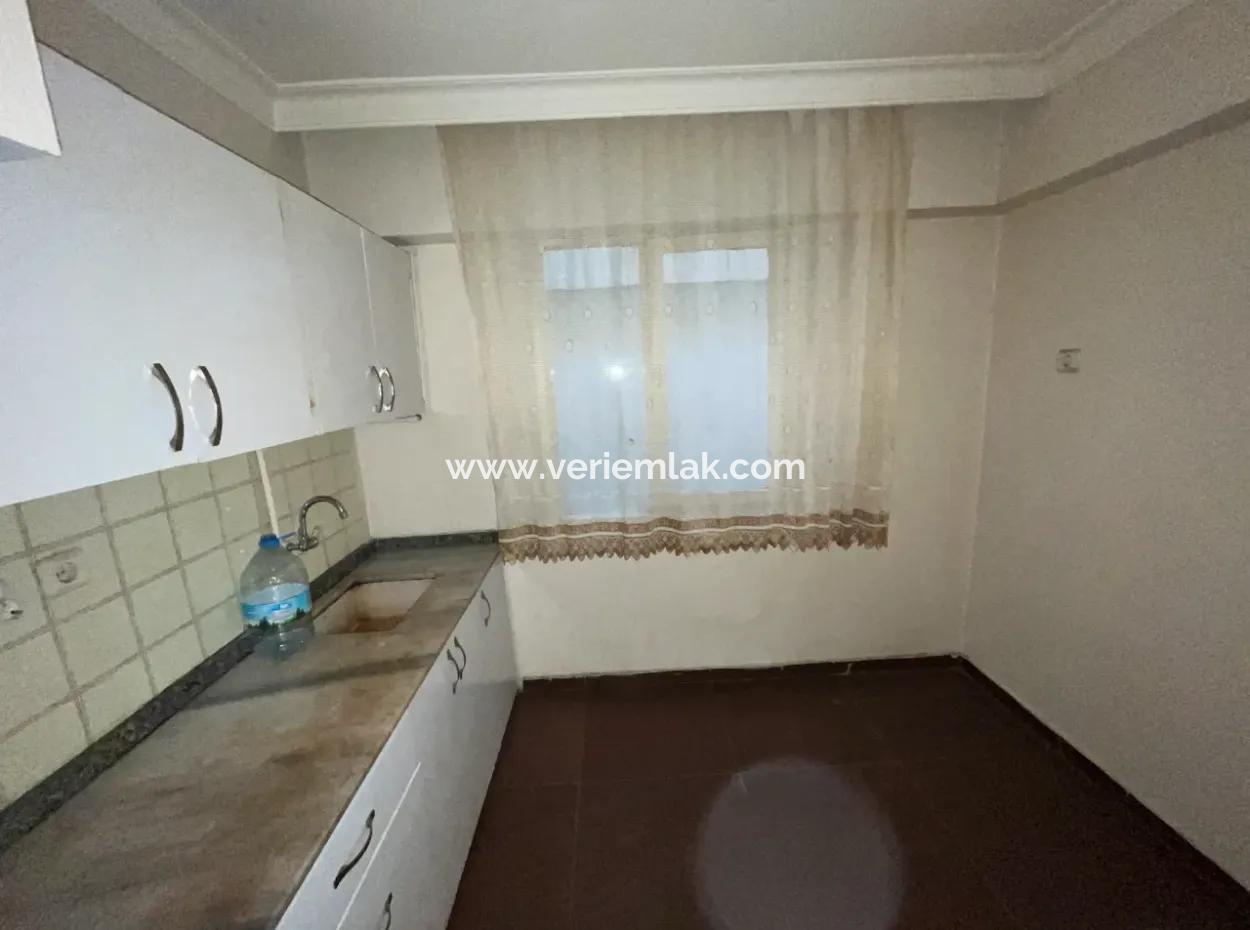 Şehrin Kalbinde Geniş Ve Aydınlık Daire Fırsatı