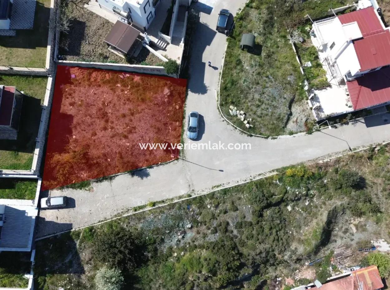 Akarca’da Plaja Yakın, Site İçerisinde İmarlı Arsa Fırsatı