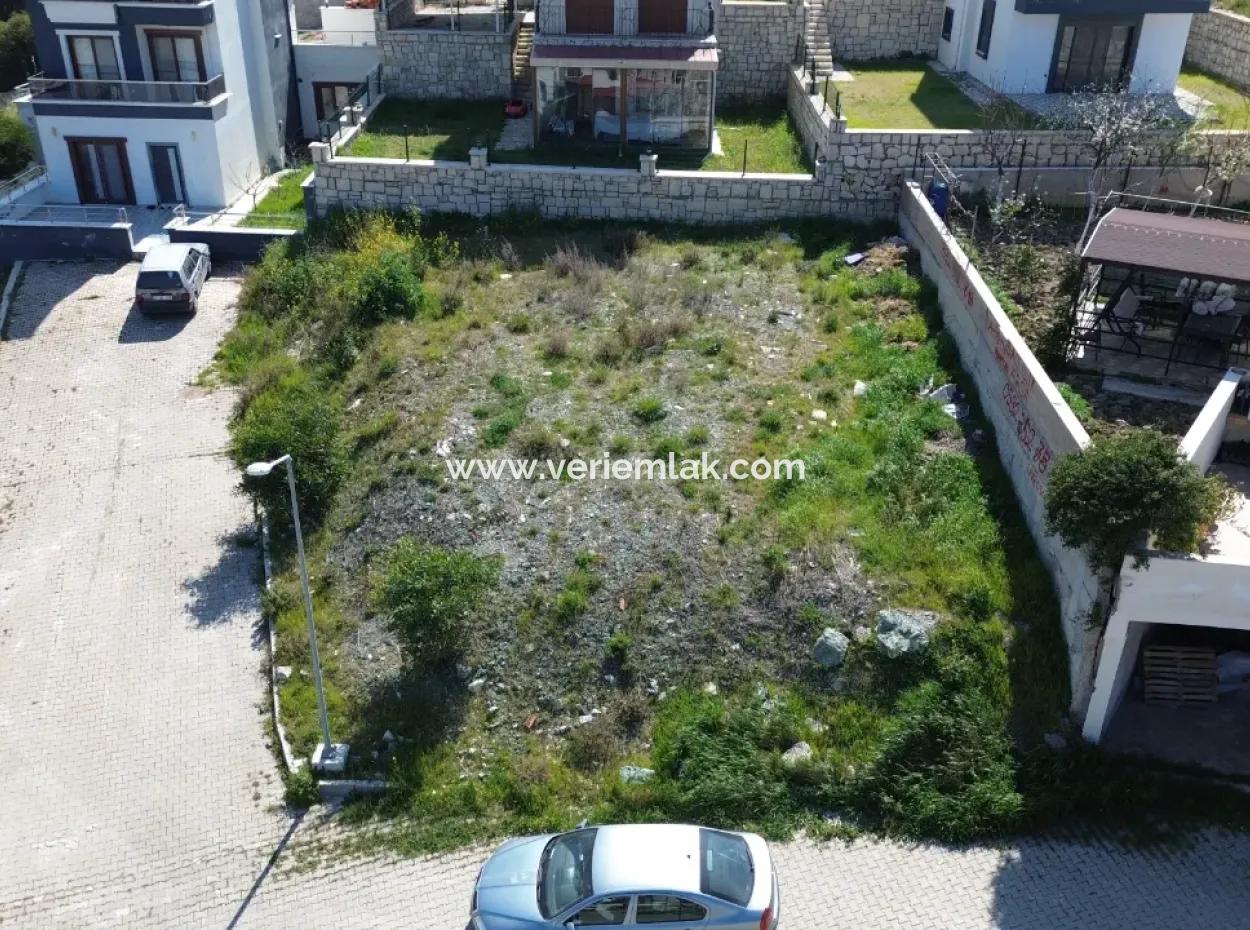 Akarca’da Plaja Yakın, Site İçerisinde İmarlı Arsa Fırsatı