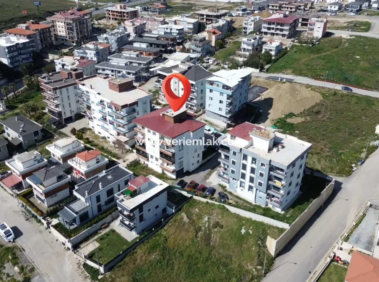 Seferihisar Çolakibrahimbey Mahallesi’nde Kiralık Ferah 1+1 Daire