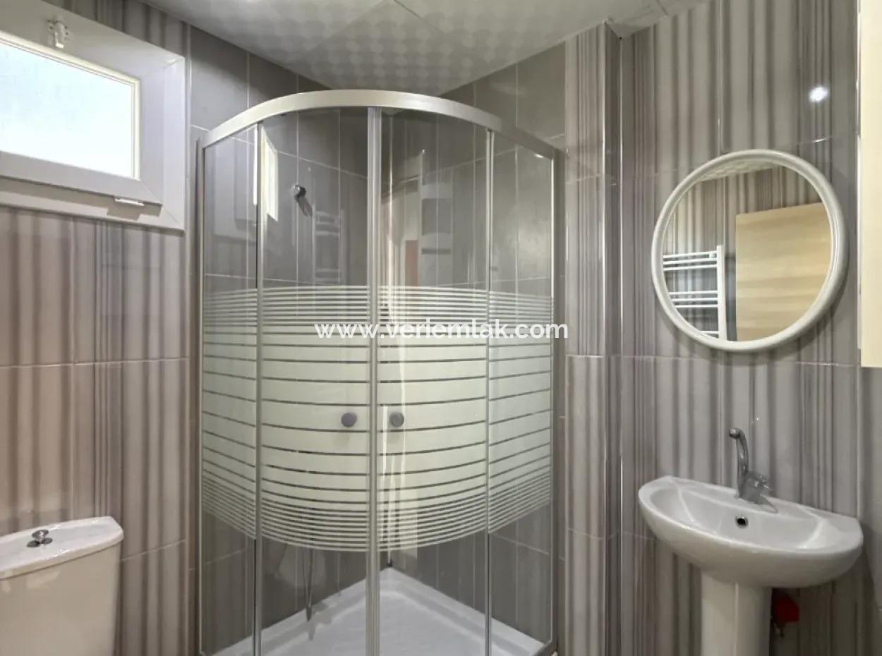 Seferihisar Çolakibrahimbey Mahallesi’nde Kiralık Ferah 1+1 Daire