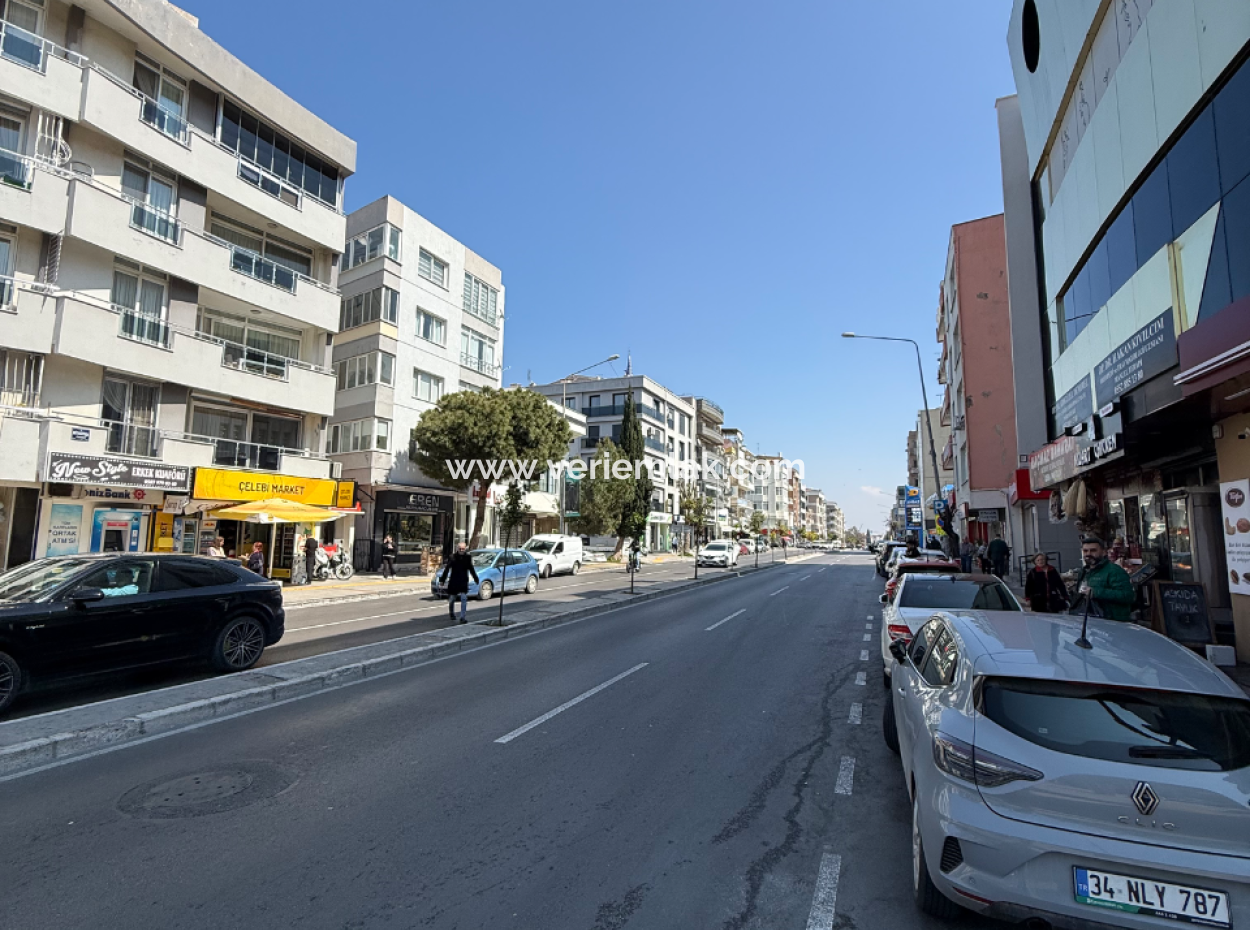 Narlıdere Mithatpaşa Caddesi Üzerinde Asansörlü Ofis/Büro
