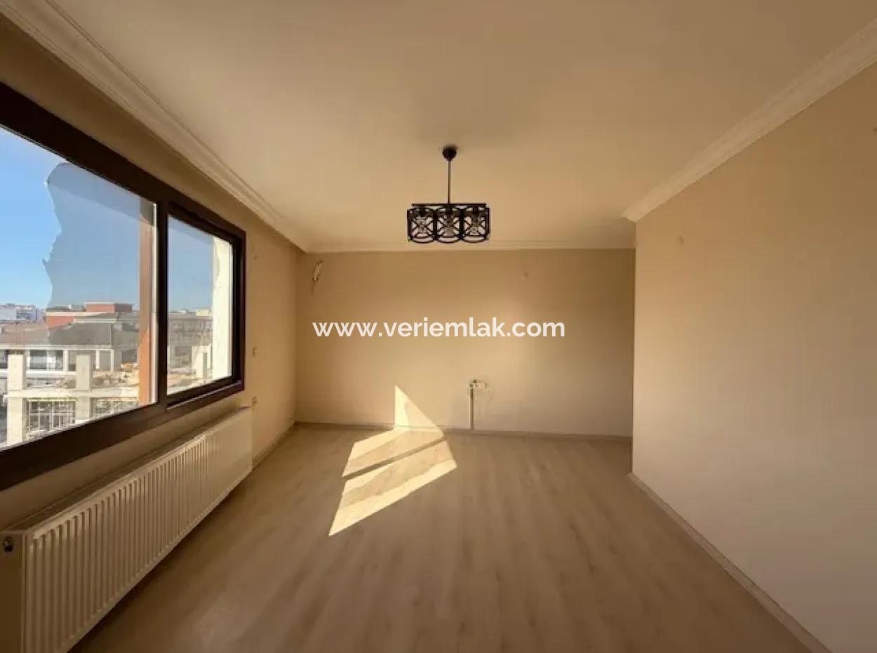 Seferihisar Merkez’de Kiralık 2+1 Daire – Kaçırılmayacak Fırsat!