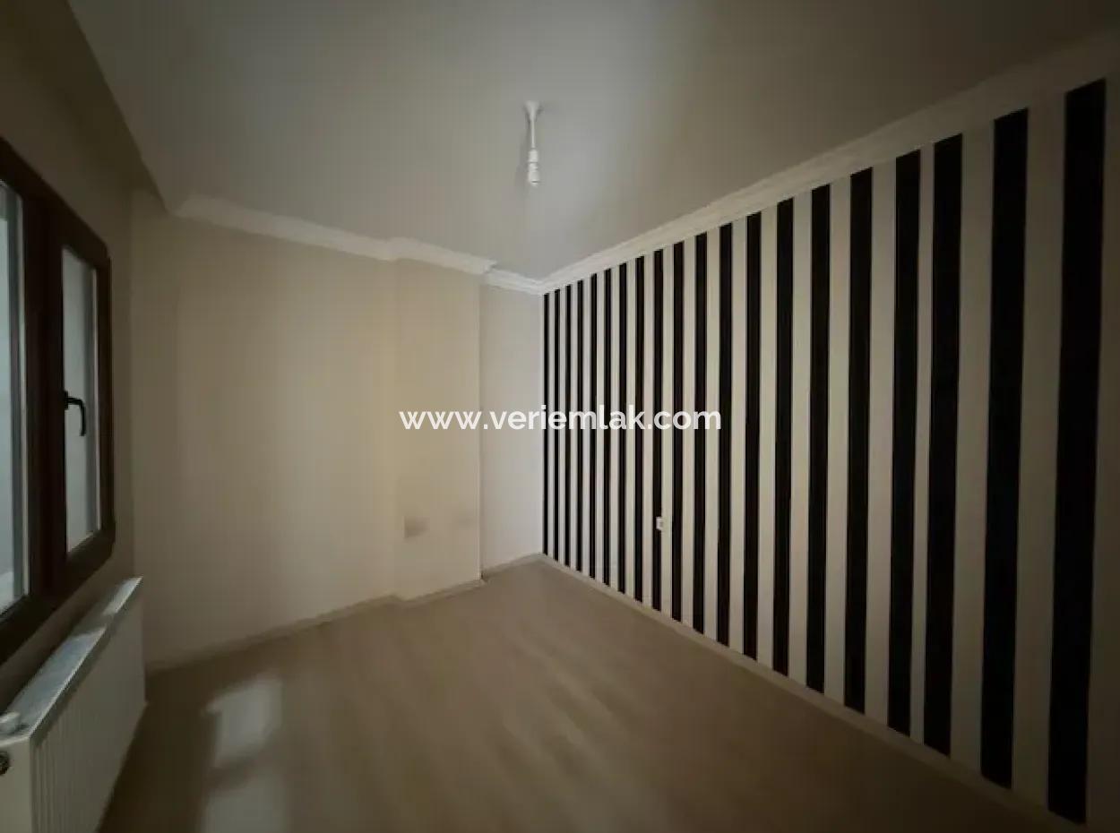 Seferihisar Merkez’de Kiralık 2+1 Daire – Kaçırılmayacak Fırsat!