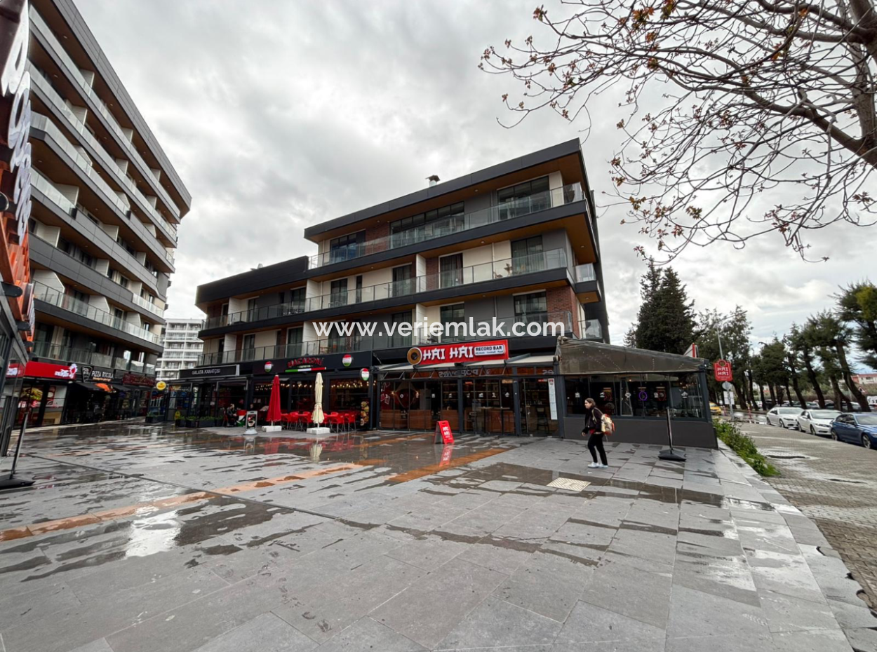 Bornova Yaşar Üniversitesi Yakını 80M2 2+1 Kış Bahçeli Lüks Kiralık Daire!